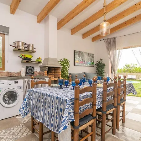Potdir Villa